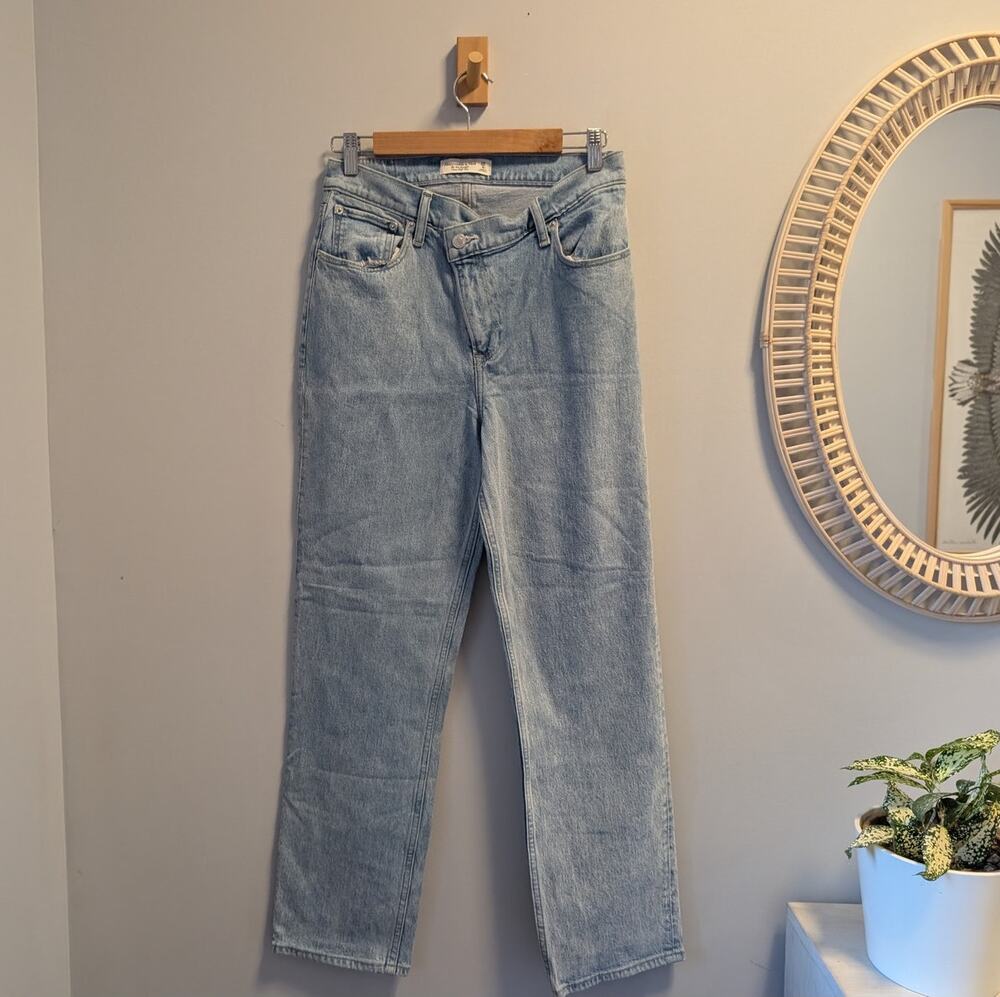 ABERCROMBIE & FITCH The 90s Straight Ultra High Rise Crossover Jeans 29S NWOT